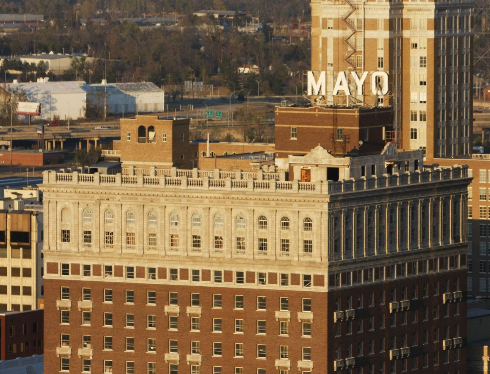 Mayo Hotel